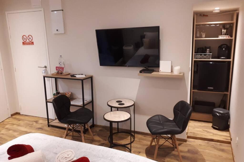 Spa Privatif Love Room, Le Hammam Et Bulles, Chez Nuits Chartraines Chartres Exteriör bild