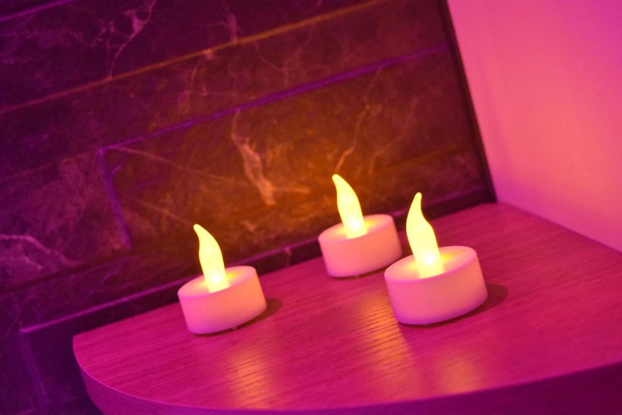 Spa Privatif Love Room, Le Hammam Et Bulles, Chez Nuits Chartraines Chartres Exteriör bild